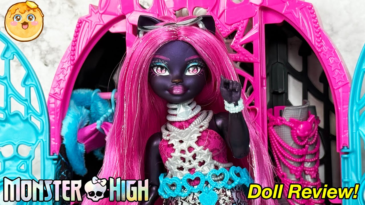Almost Perfect… Monster High Skulltimate Secrets 6 Hauntlywood Mysteries Catty Noir Doll Review