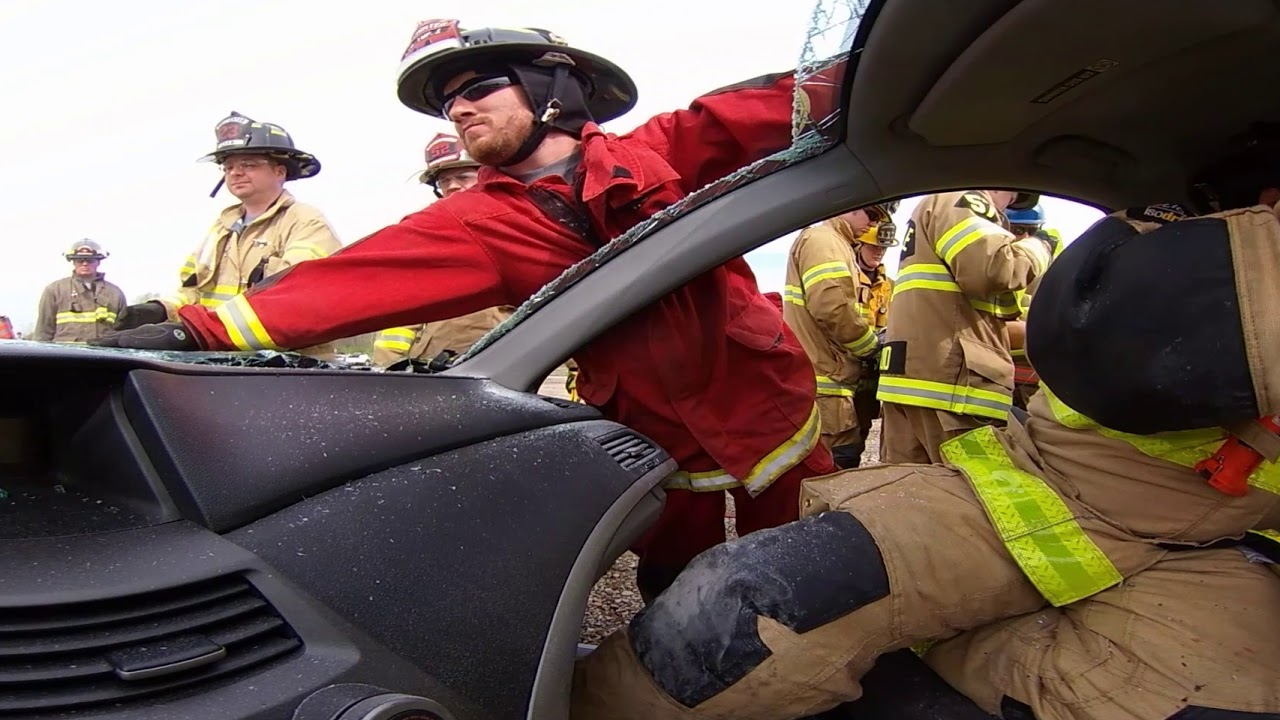 CC 2018 - Multi-Vehicle Crash and Rescue Response - 360 Videos