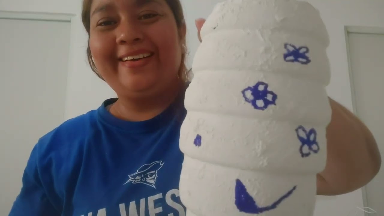 Qué creen se me acabó el gas acompáñenme a la papelería juego a pintar unos jarrones