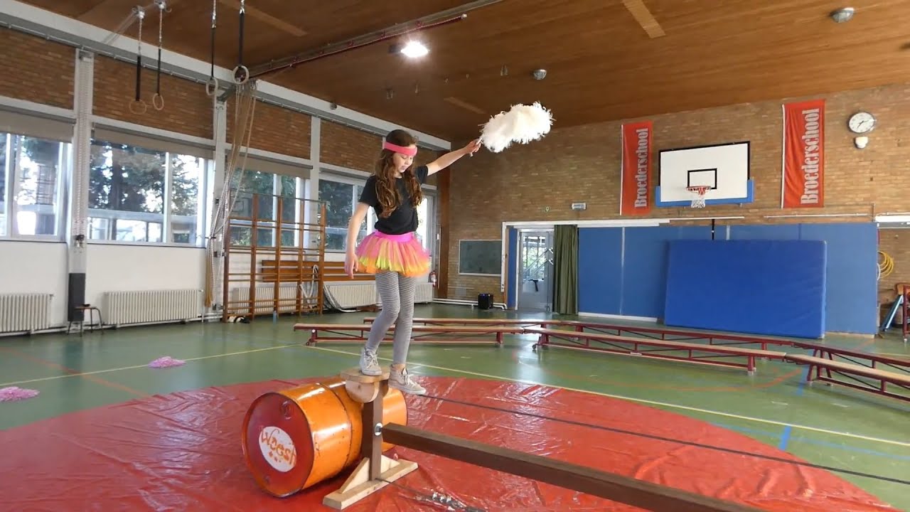 Circusverhaal : Sam bij Circus Woesh