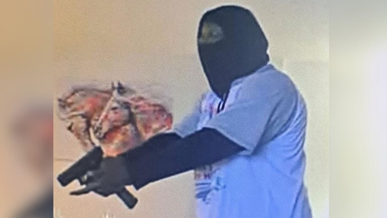 'Get on the ground': Video shows moments masked gunman invades Memphis apartment with people inside