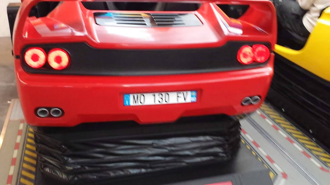 OUTRUN 2 SP DLX 2 CAR 4 PLAYER