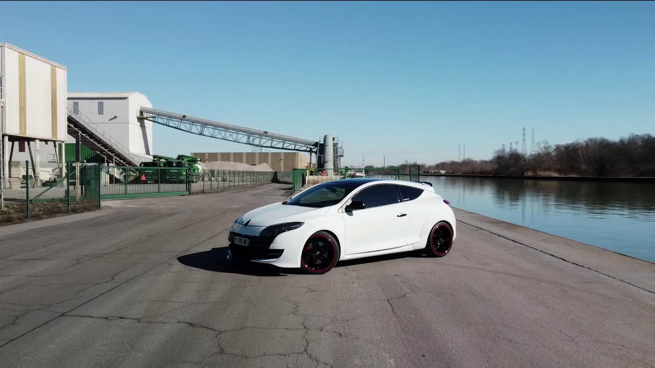 Megane RS | Clip HD | MÉDIA