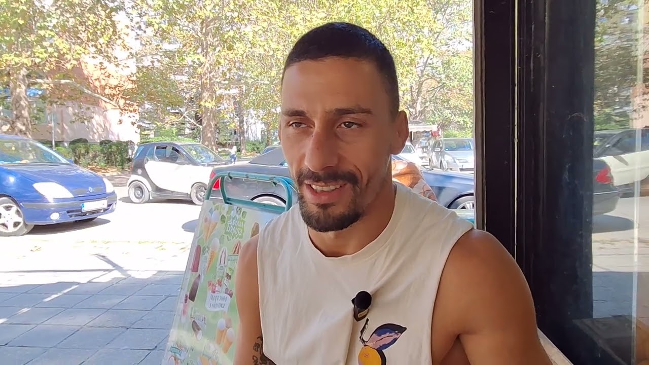 На кафе с шампиона по ММА Делян Георгиев