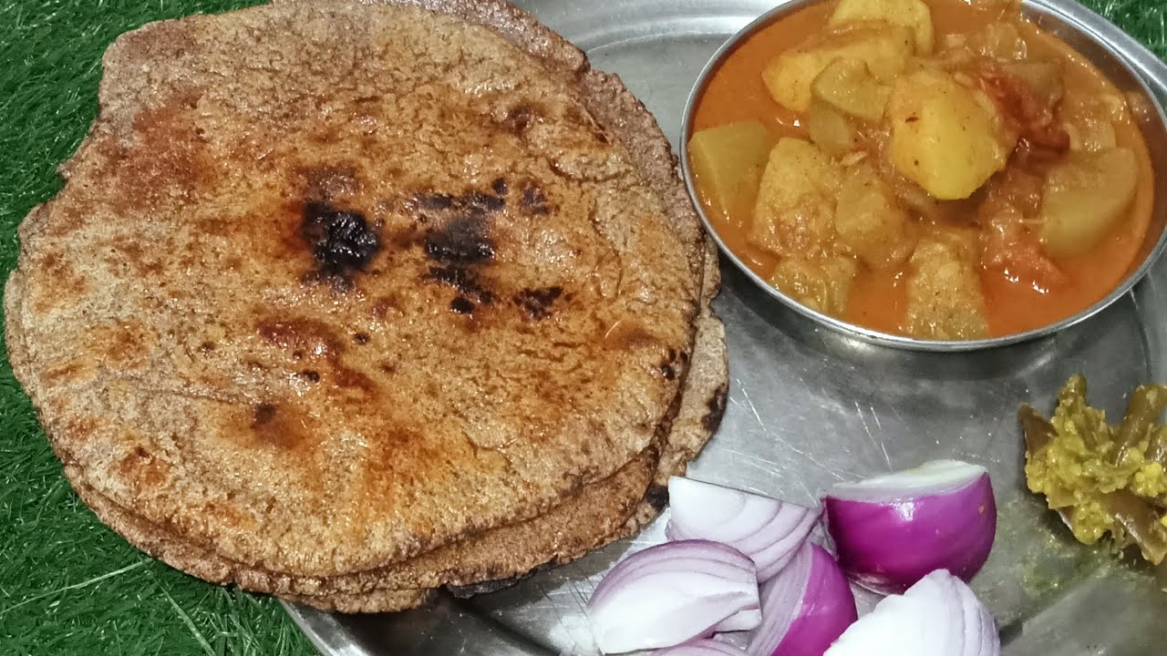 आटा और रागी मिक्सड रोटी के साथ ग्रेवी वाली मिक्सड सब्जी| सेहत के साथ पाचन की भी तन्दरूस्ती पाइए😋🙏
