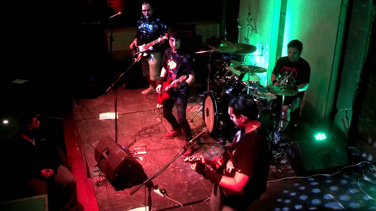 Tributo metallica (Creeping Death) Bar eleconcert 1 agosto 2013, Valparaiso