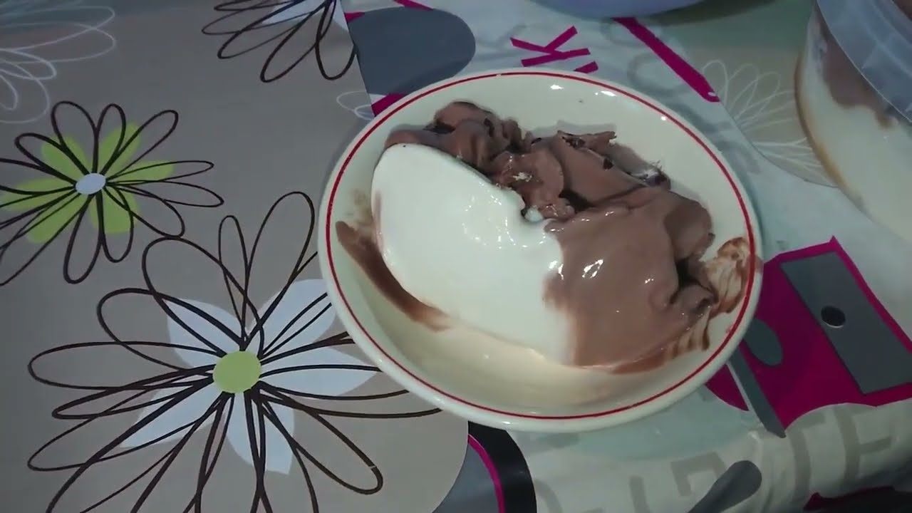 Desert, inghetata cu frisca