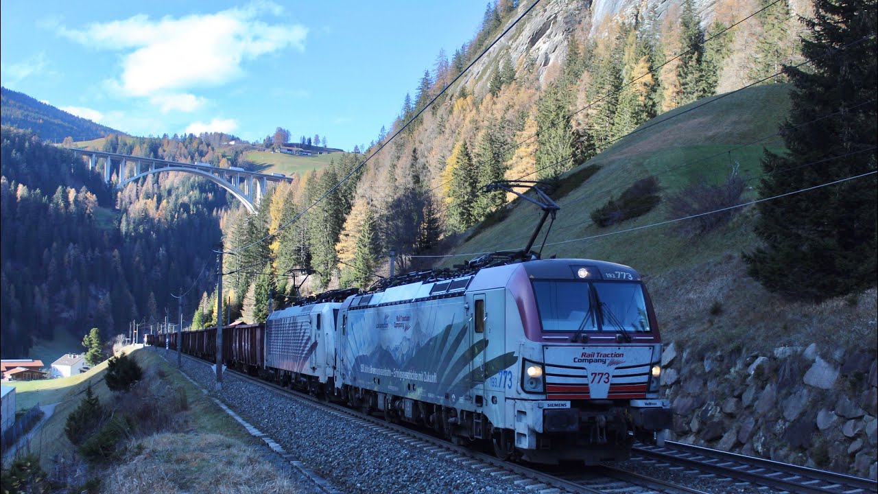 Trains in the Austrian Alps at St Jodok Am Brenner - 19/11/22