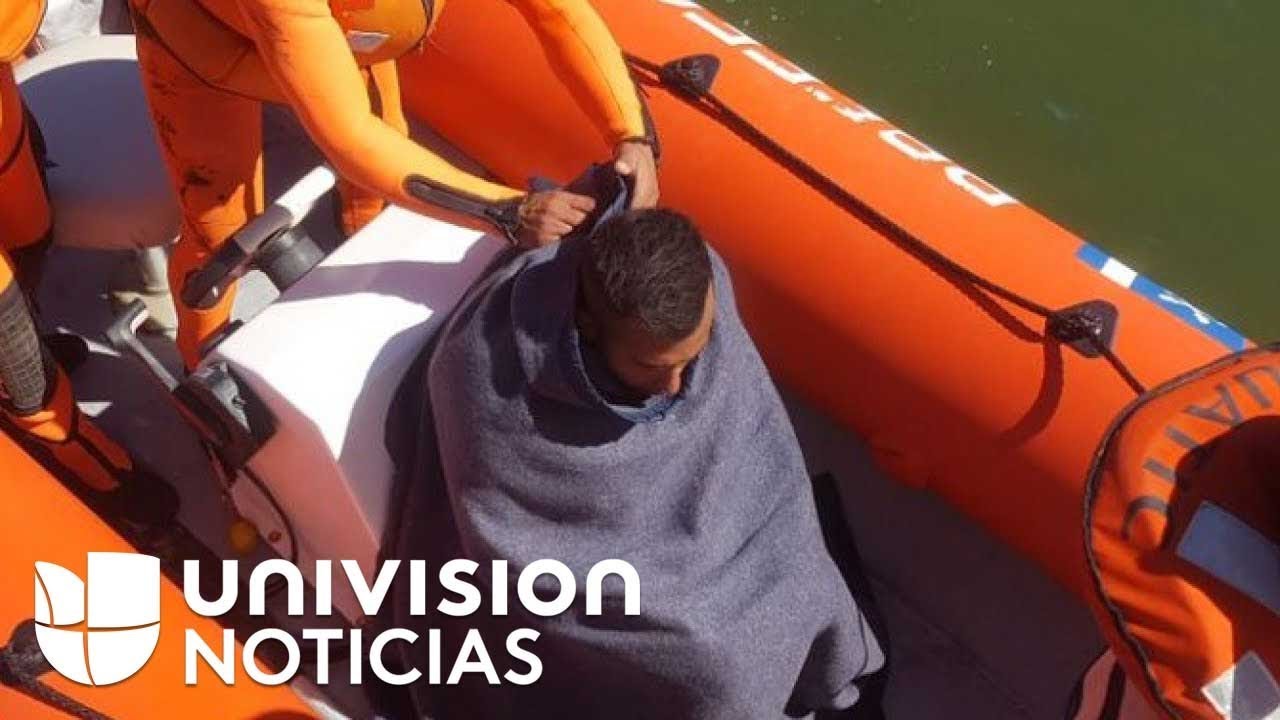 El emotivo rescate de un joven en la costa argentina tras dos días a la deriva en kayak