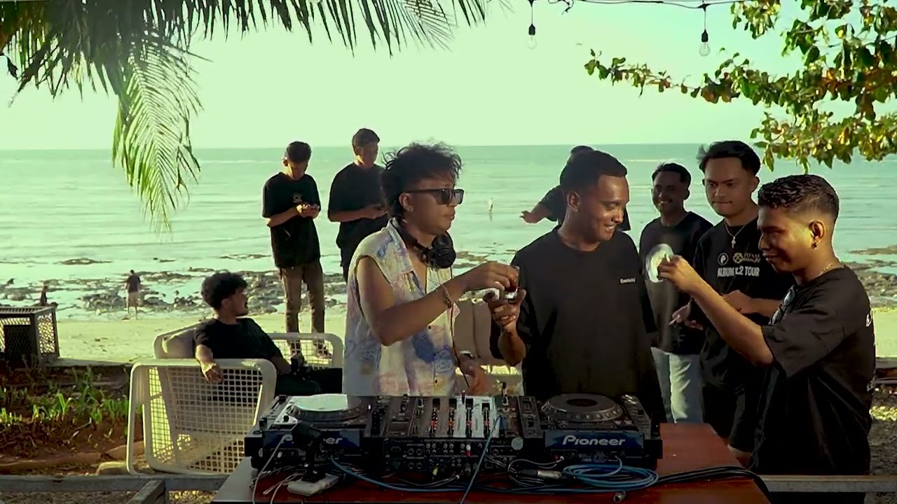 BERMOKE VOL.2 | KUPANG | DUCKHEAD, DIGLO, HENDY ADJI