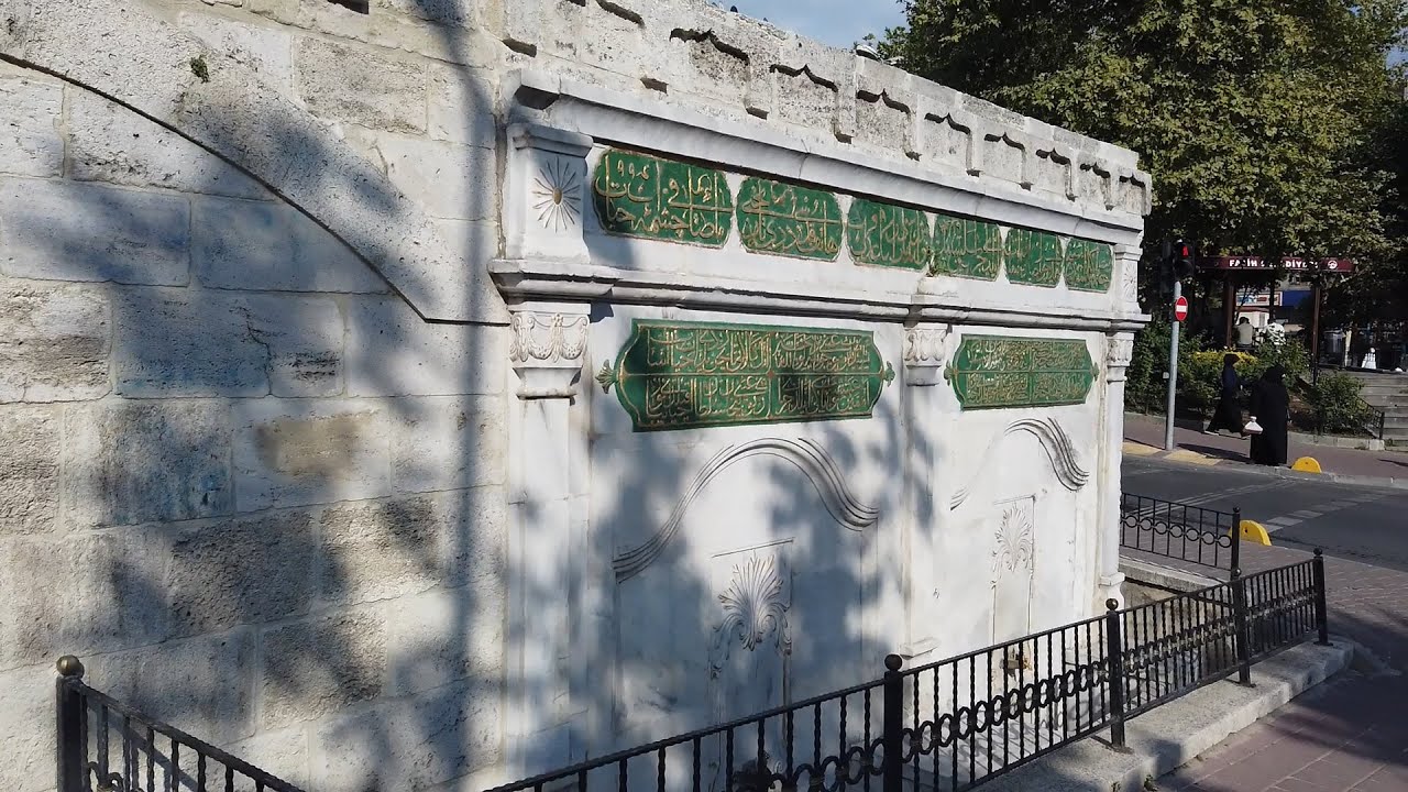 Mesih Mehmed Paşa Çeşmesi ve Yeniçeri Remzi (Mesih Mehmed Pasha Fountain)