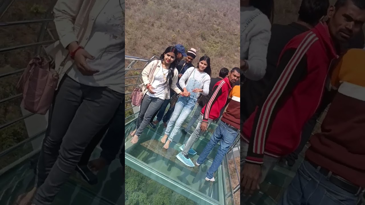 Rajgir glass bridge| jhoome jo pathan #varshakumari #rivaraj #r#viralshorts #rajgirglassbridge