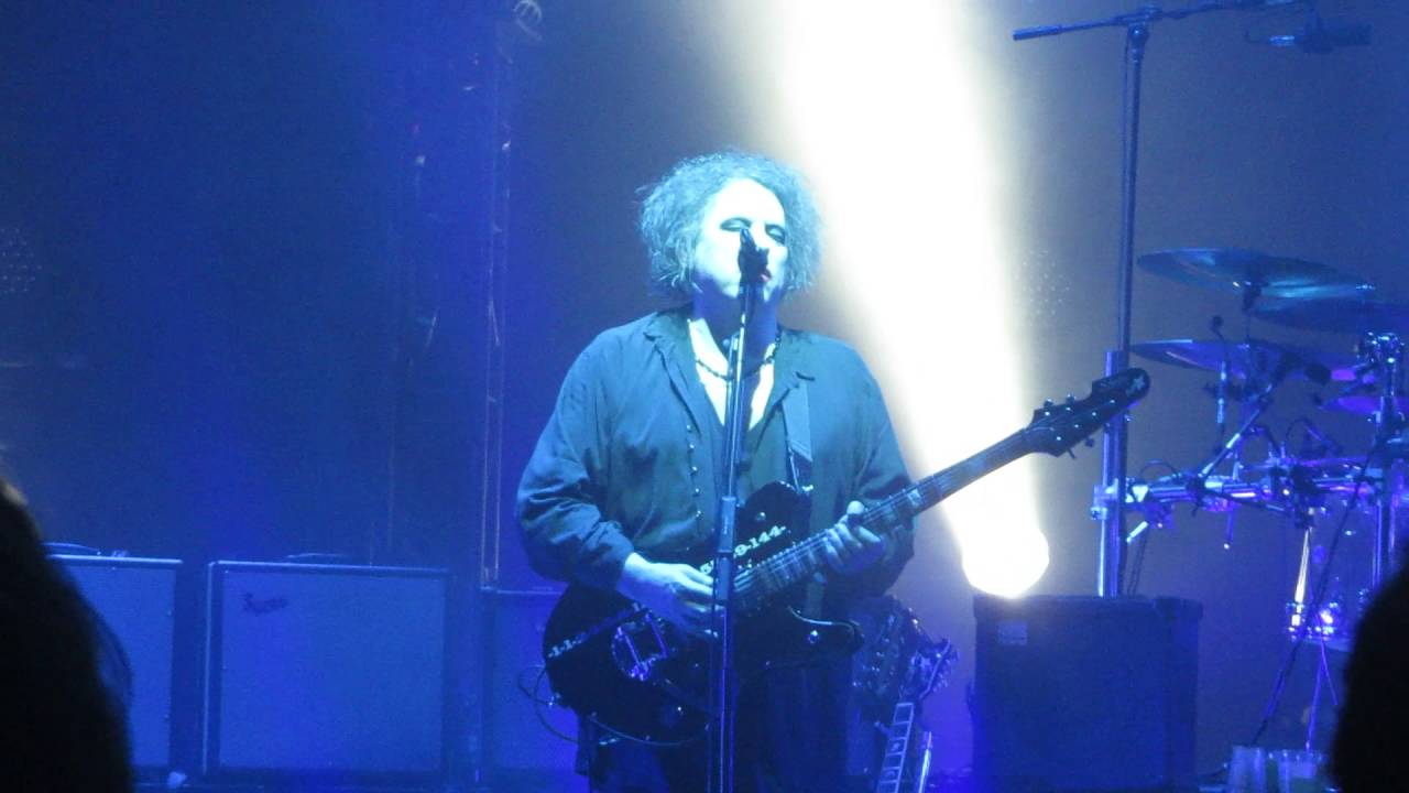 The Cure-June11,2016 UIC Pavilion-Chicago-The Walk