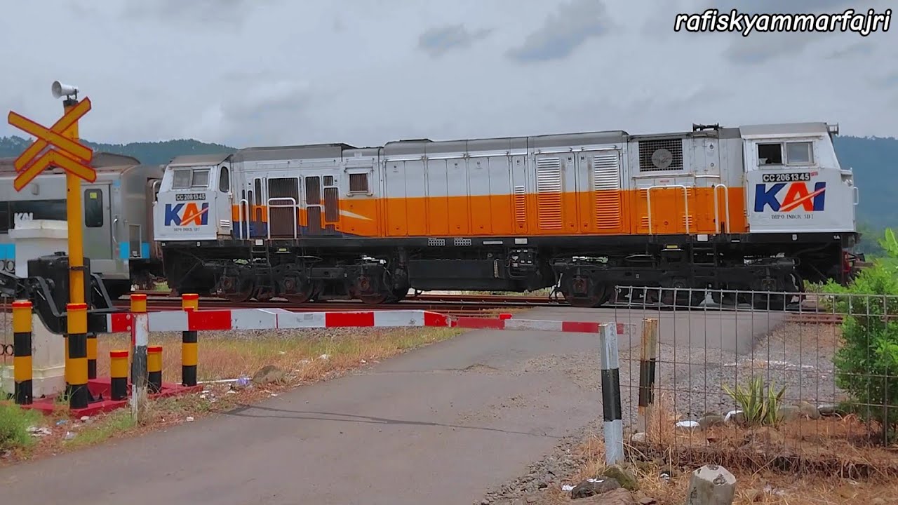 Palang Pintu Kereta Api | Level Crossing | Januari2026 | Ka Taksaka
