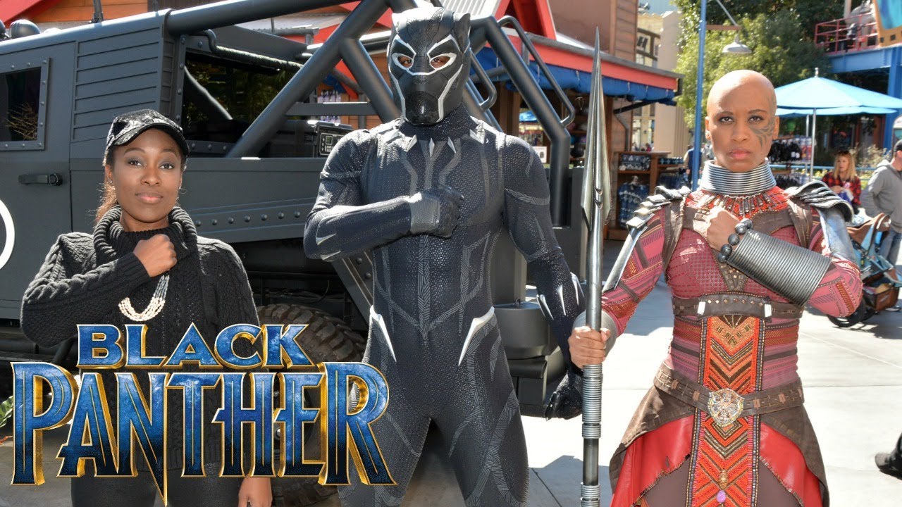 BLACK PANTHER @ DISNEYLAND | MARVEL CHARACTERS