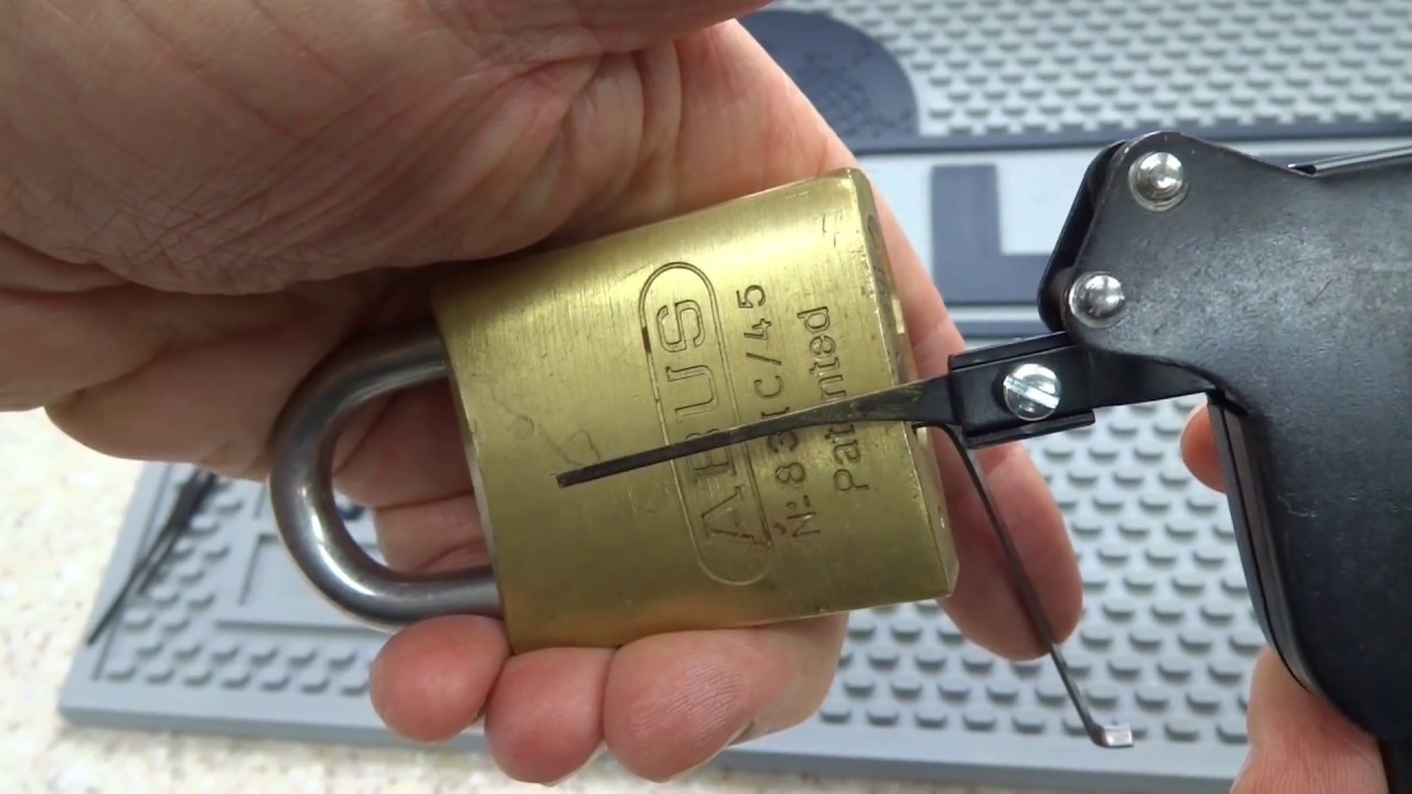 Majestic LockAid Tool - Lock Pick Gun