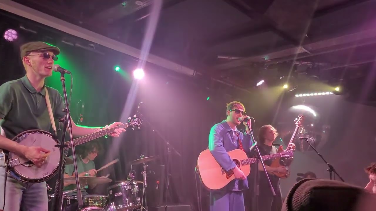 Brogeal  - Turn And Walk Away @ Leeds Brudenell  25/11/25