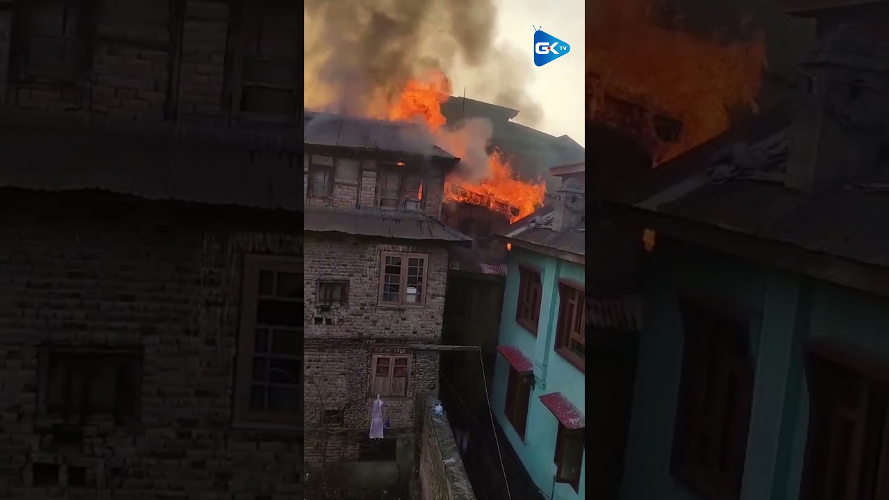 Fire damages two houses in Nowhatta Srinagar
