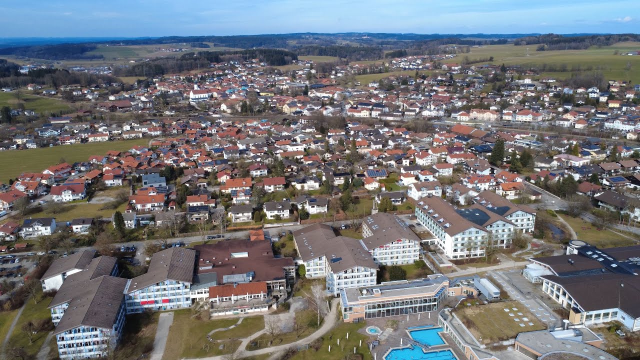 Bad Endorf inkl. Simssee Klinik und Therme von oben @TM_Skylight