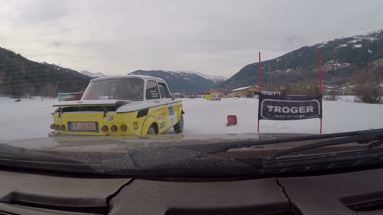 Wintertraining am Lungauring 2022  auf Eis und Schnee Porsche 924S
