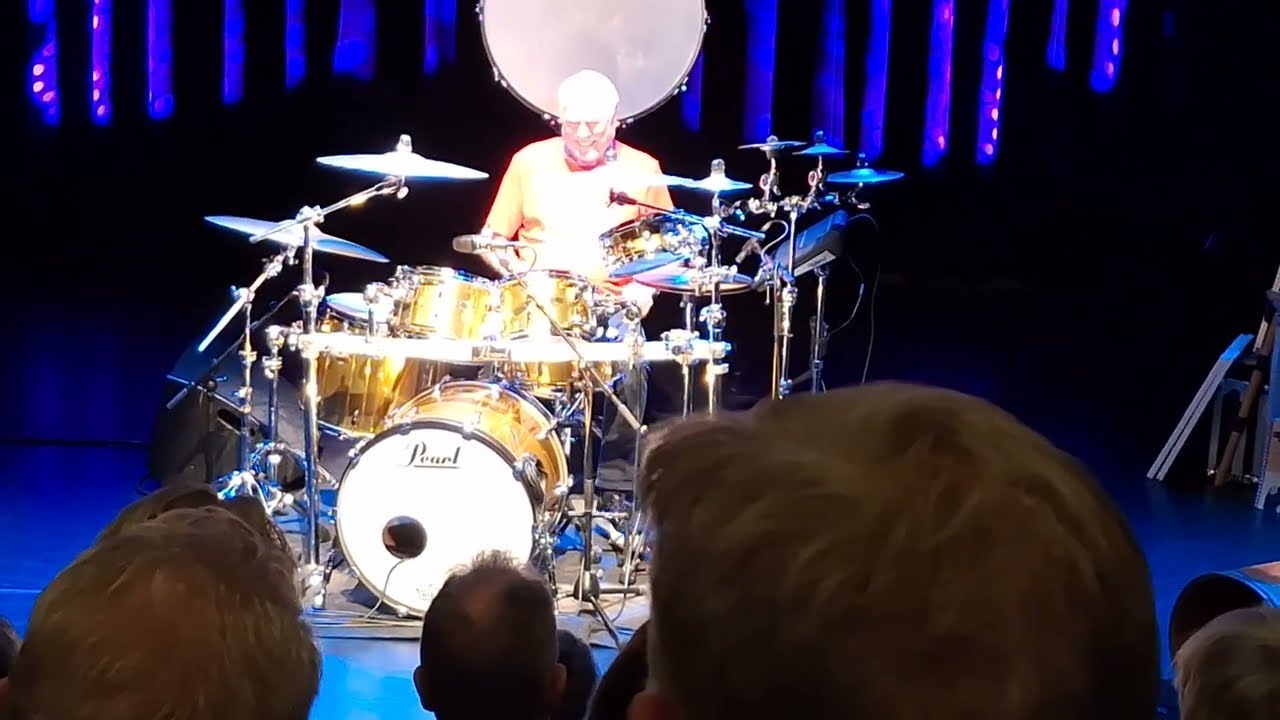 Cesar Zuiderwijk (legendary drummer Golden Earring)- Theater show - December 6th 2024
