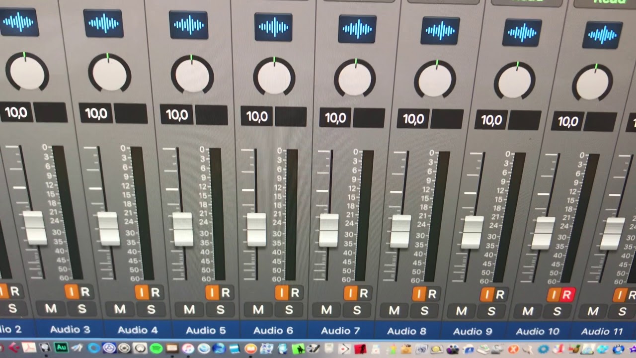 Pierre Jerksten i studion - Templates i Logic