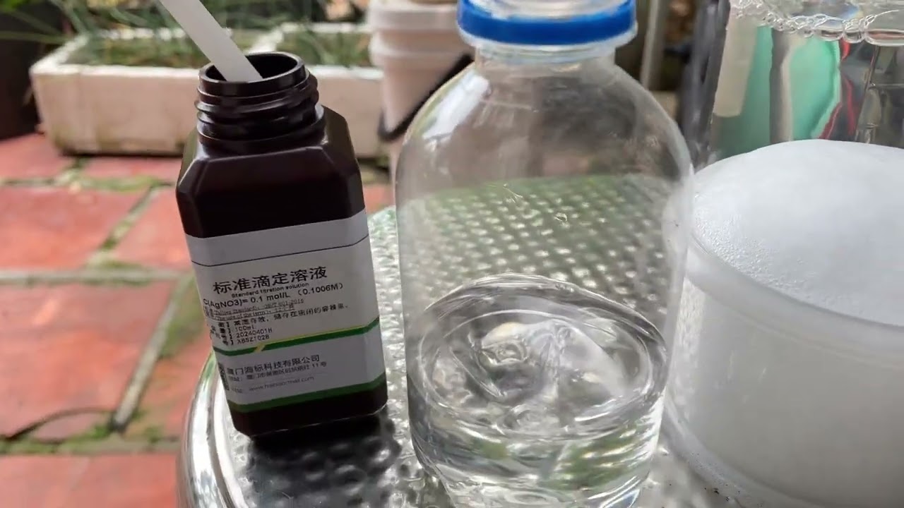 Có gì trong dung dịch tẩy ố nhôm Made in China