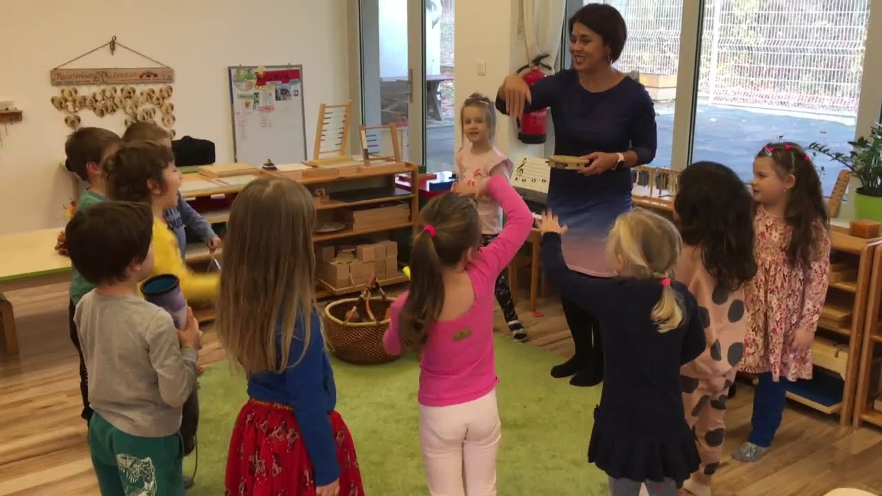 Vokálno-pohybovo-inštrumentálne hry v SMŠ Montessori Zvolen