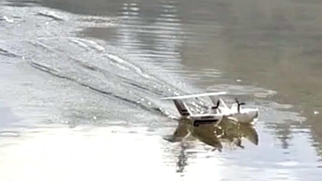 DeeRC Z62 Amphibious RC Float Plane Unboxing and Maiden Flights