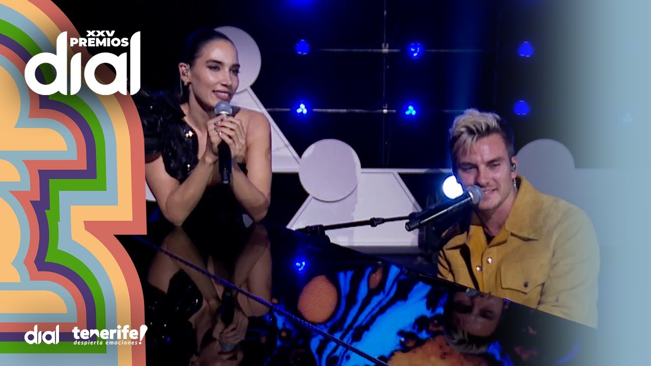 India Martínez y Dvicio - No me basta (en directo en Premios Dial 2021)