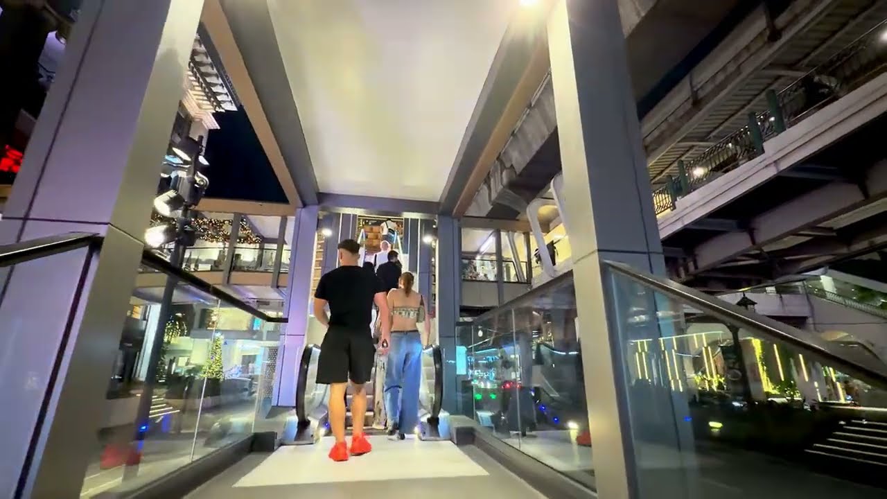 🇹🇭 4K HDR | Night Walk in Downtown Bangkok Thailand November 2025￼