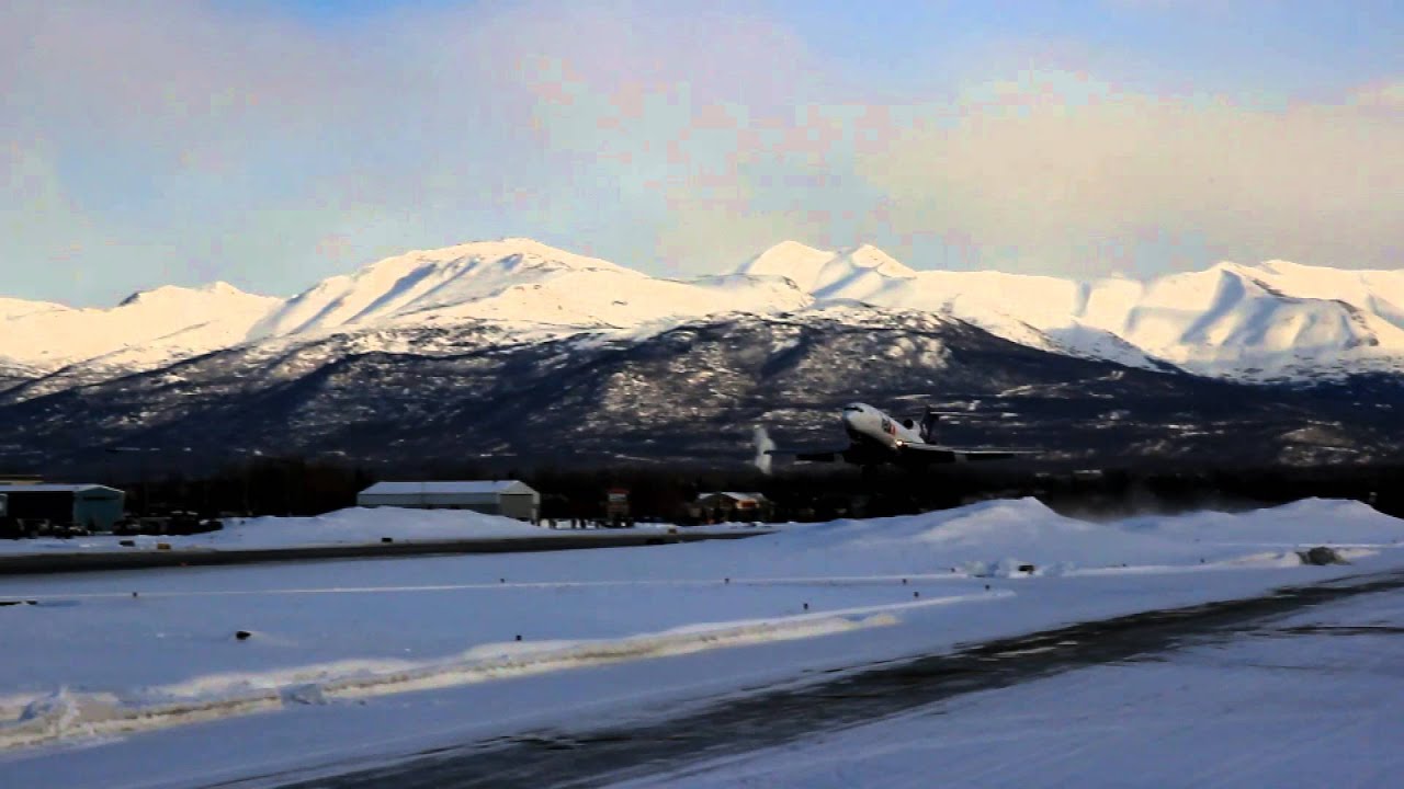 727 Landing at Anchorage's Merrill Field - by Geoff Oliver