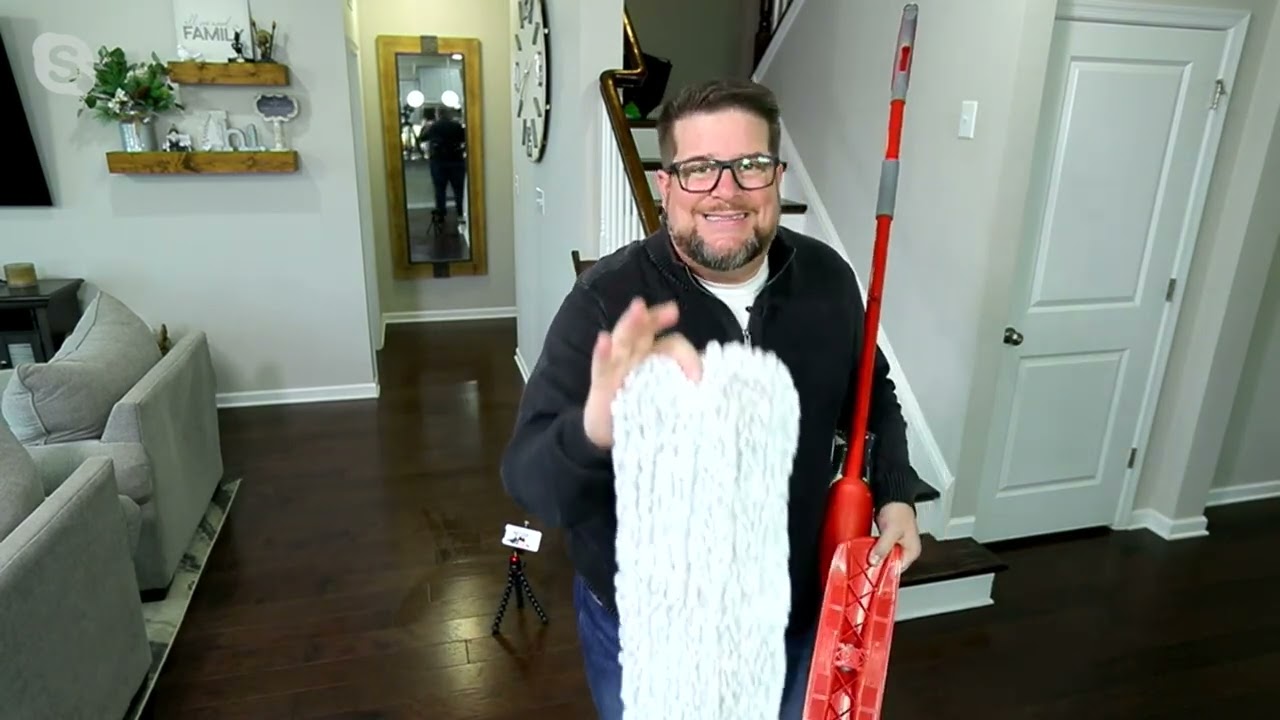 CAMPANELLI ProSeries Spray Mop With 2 Microfiber Pads on QVC