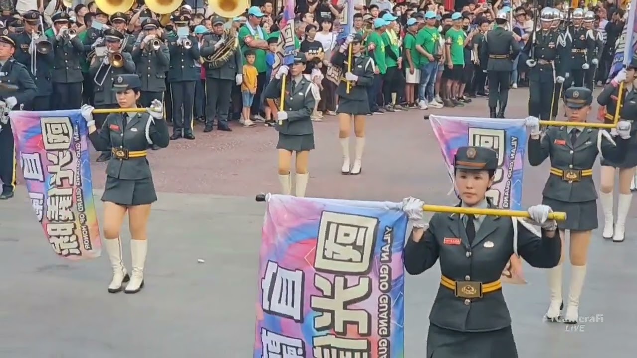 國光儀隊廟口表演