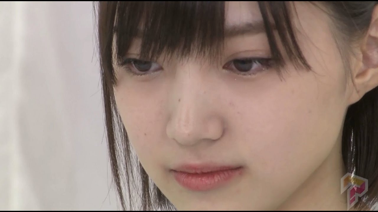 エイサホイサに堪えきれず笑い出す太田夢莉