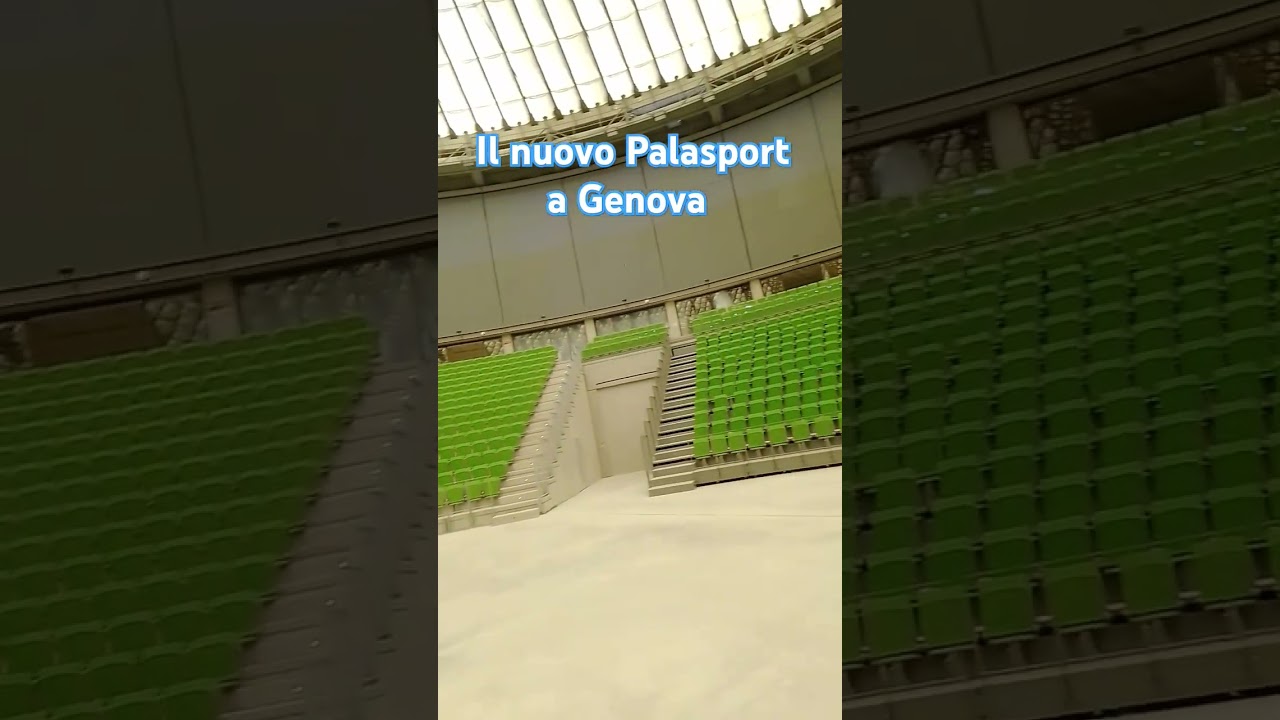 Il nuovo palasport visibile appena s&igrave; entra al salone nautico