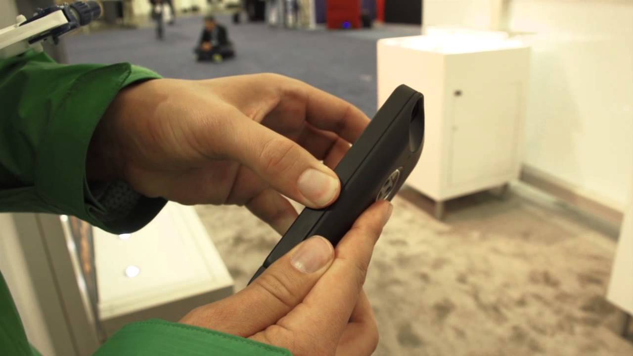 Flir One's thermal camera gives your iPhone night vision