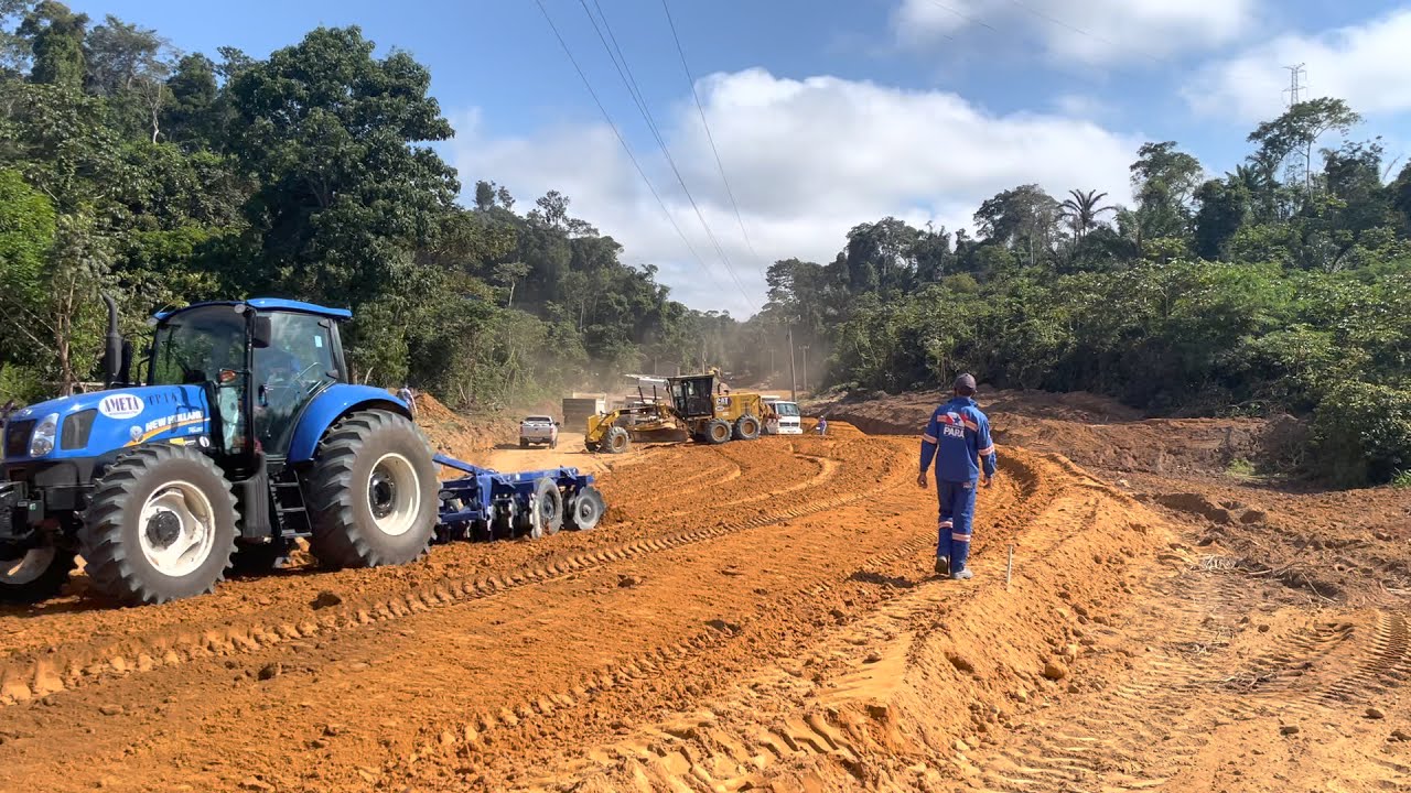 Frente de servi&ccedil;o de terraplenagem completa!