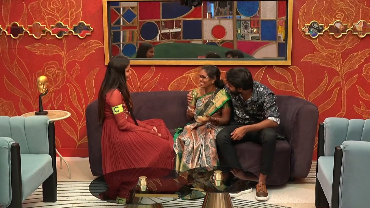 పవన్ కళ్యాణ్ వాళ్ళ అమ్మ తనుజ కి ఏం చెప్పిందో చూడండి | Pawan Kalyan Mother Into Bigg Boss House #bb9