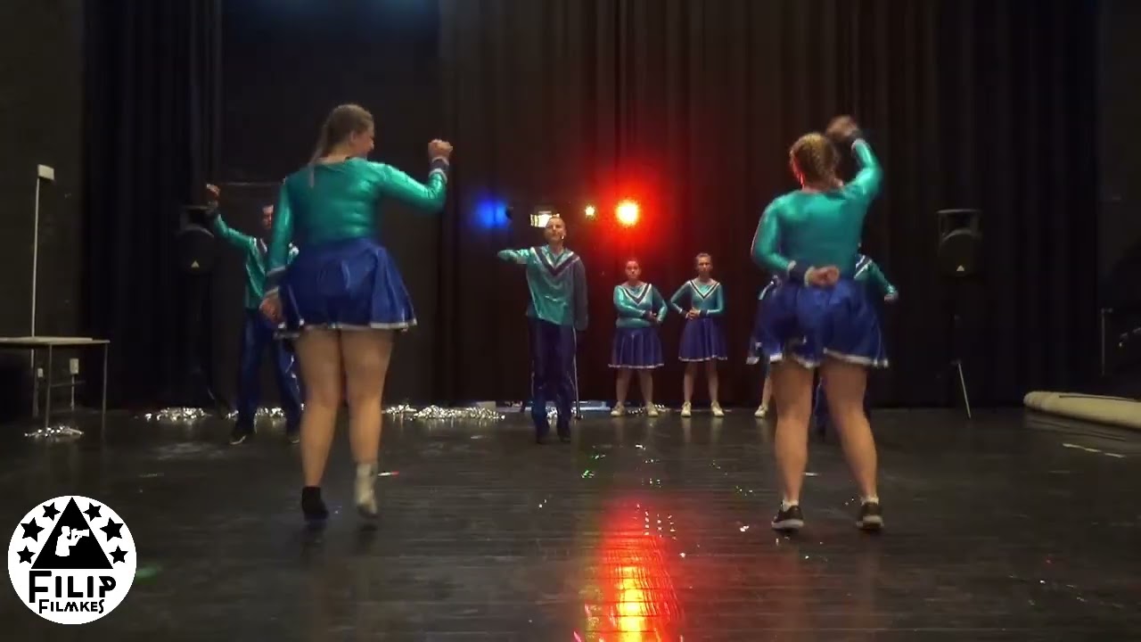 non stop vol dr op - van dansmariekes en dansjonkers van Cv drek op m'n bek