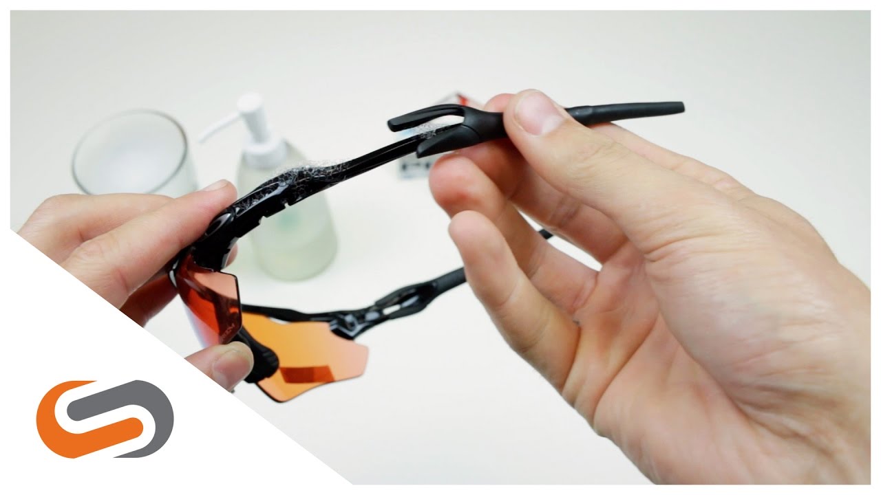 How to: Replace Oakley Earsocks