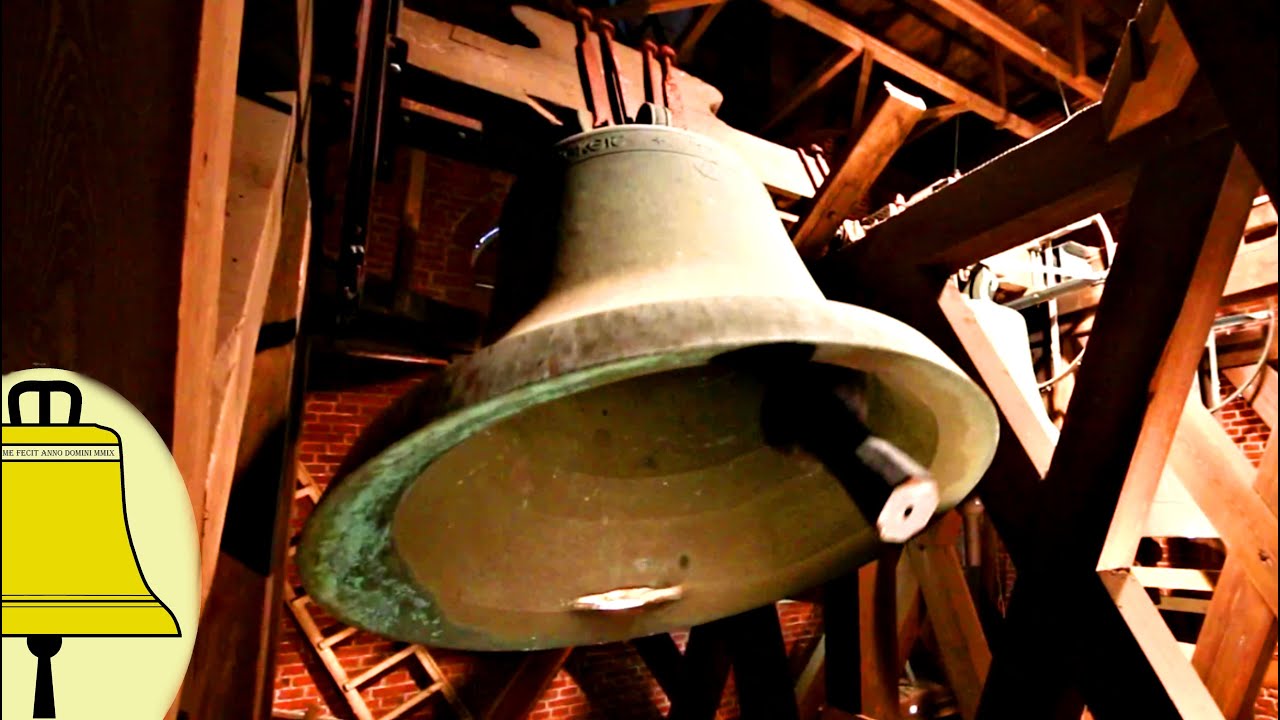 Remels Ostfriesland: Glocke 1 der Evangelisch Lutherischen St. Martins Kirche