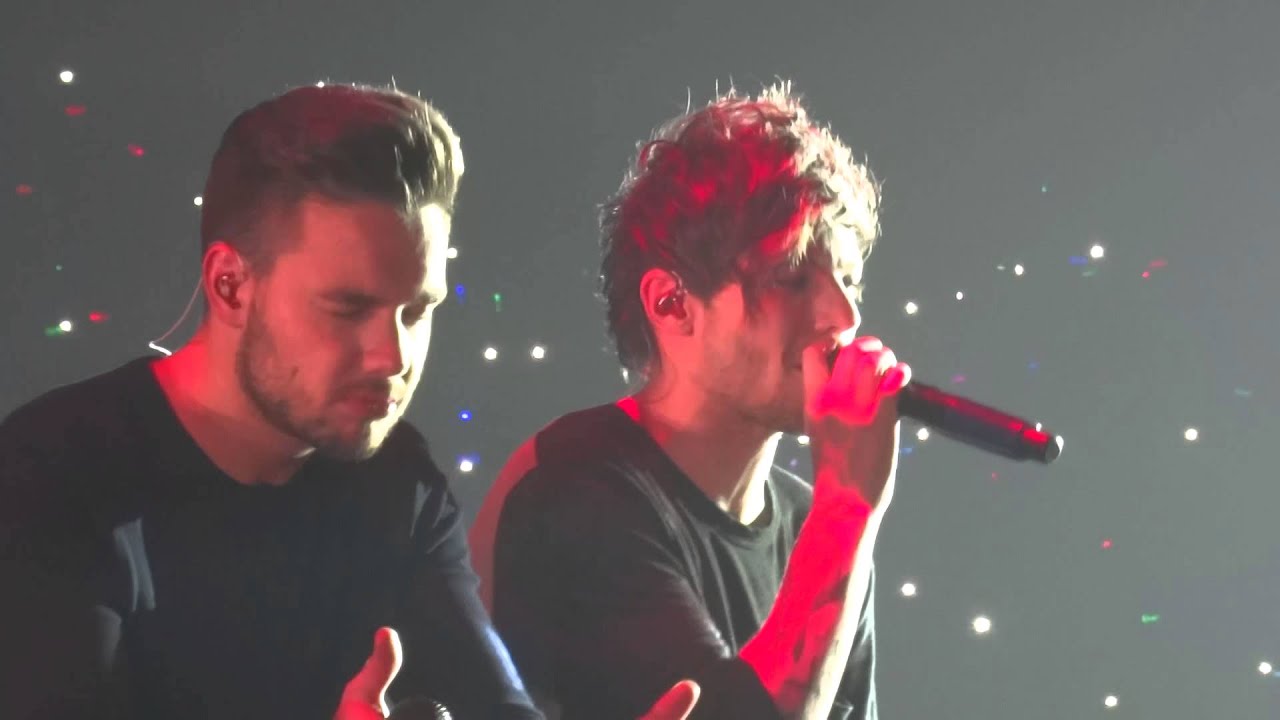 Little Things - One Direction live OTRA  -  Sheffield 31/10/2015