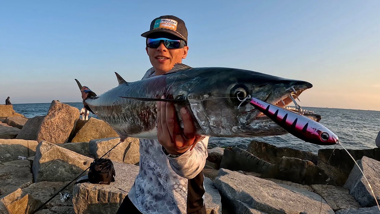 БЕЗУМНАЯ рыбалка на KingFish на причале! (Порт-Аранзас, Техас)