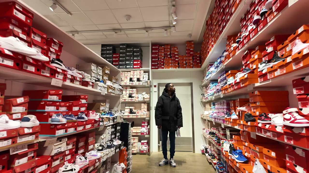 DIAGANOL MAR SHOPPING CENTRE P.O.V WALK THROUGH WITH RELAXING LO-FI MUSIC