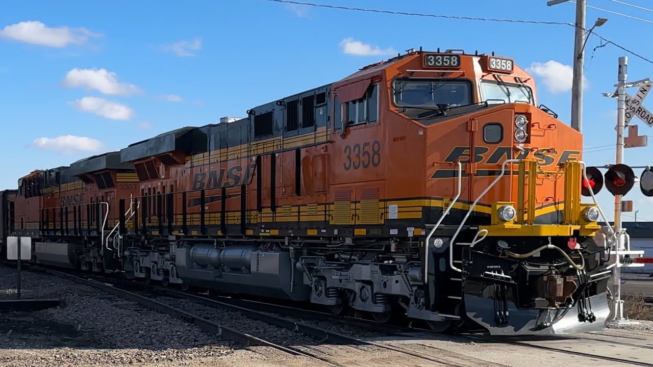 BNSF Trains on the Falls city Subdivision Falls City, Nebraska