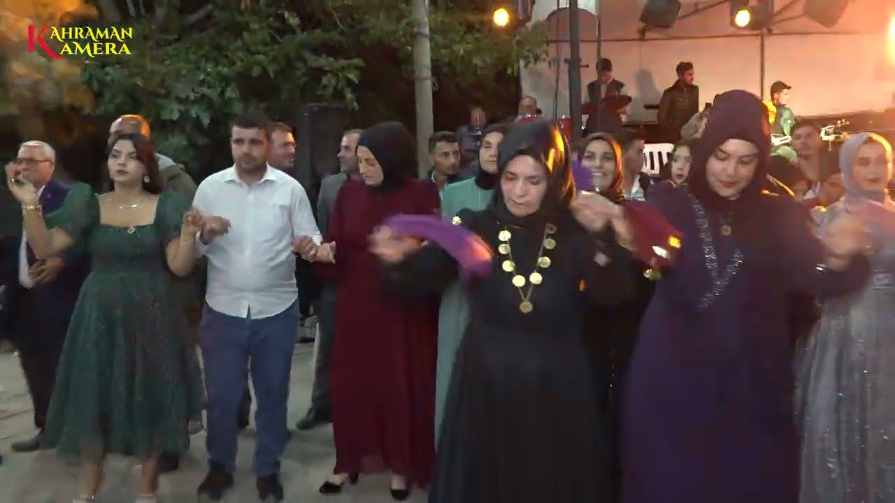 UNUTULMAYACAK BİR DÜĞÜN  KİLİS VİJLİ KÖYÜ AJTAŞLI HASAN TİLKİ'NİN OĞLUNUN DÜĞÜNÜ KAHRAMAN KAMERA