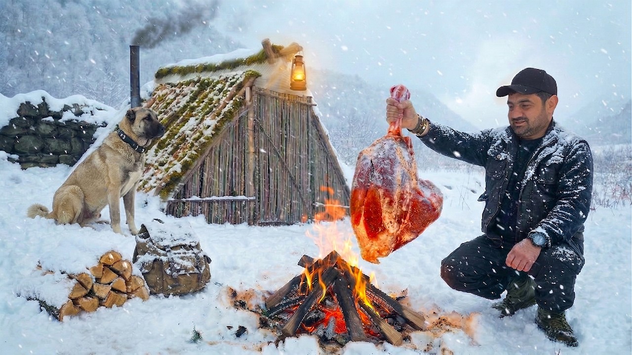 -25&deg;C Winter Survival: Cooking a MASSIVE Beef Shank in a Bushcraft Shelter! ❄️🥩🔥