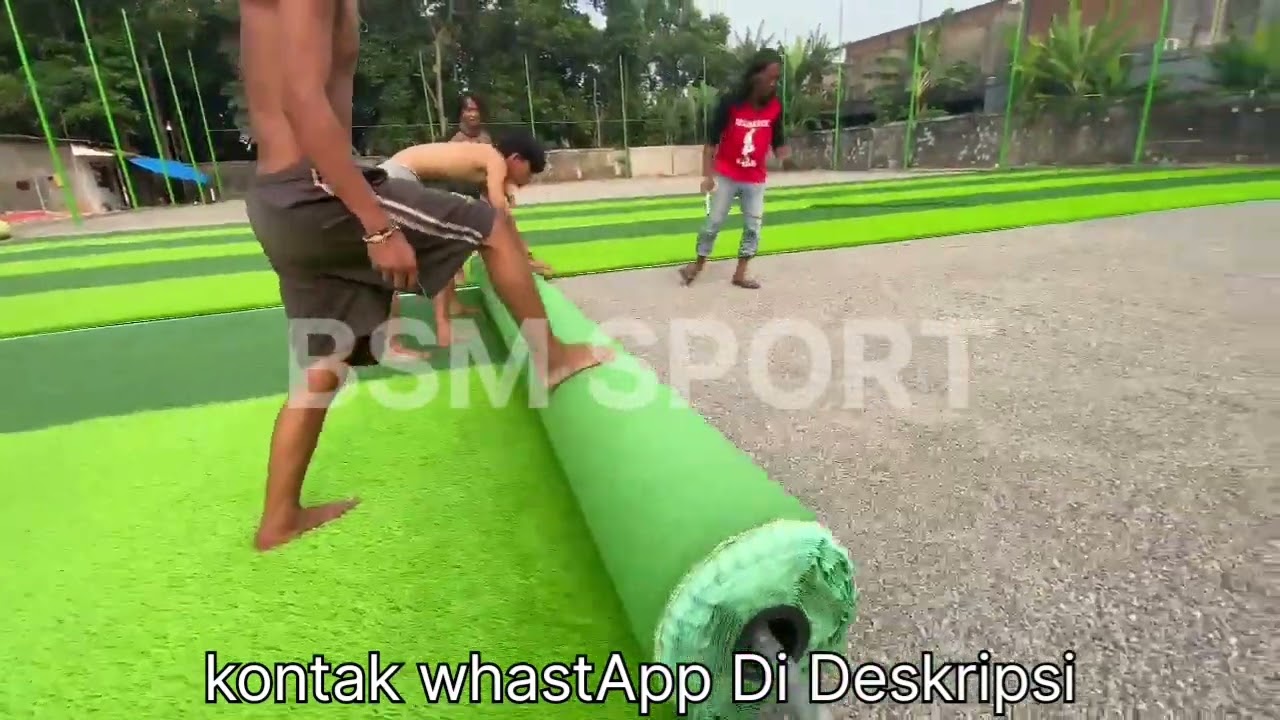 Proses Pemasangan Rumput Lapangan Minisoccer@bumisinarmuliasport