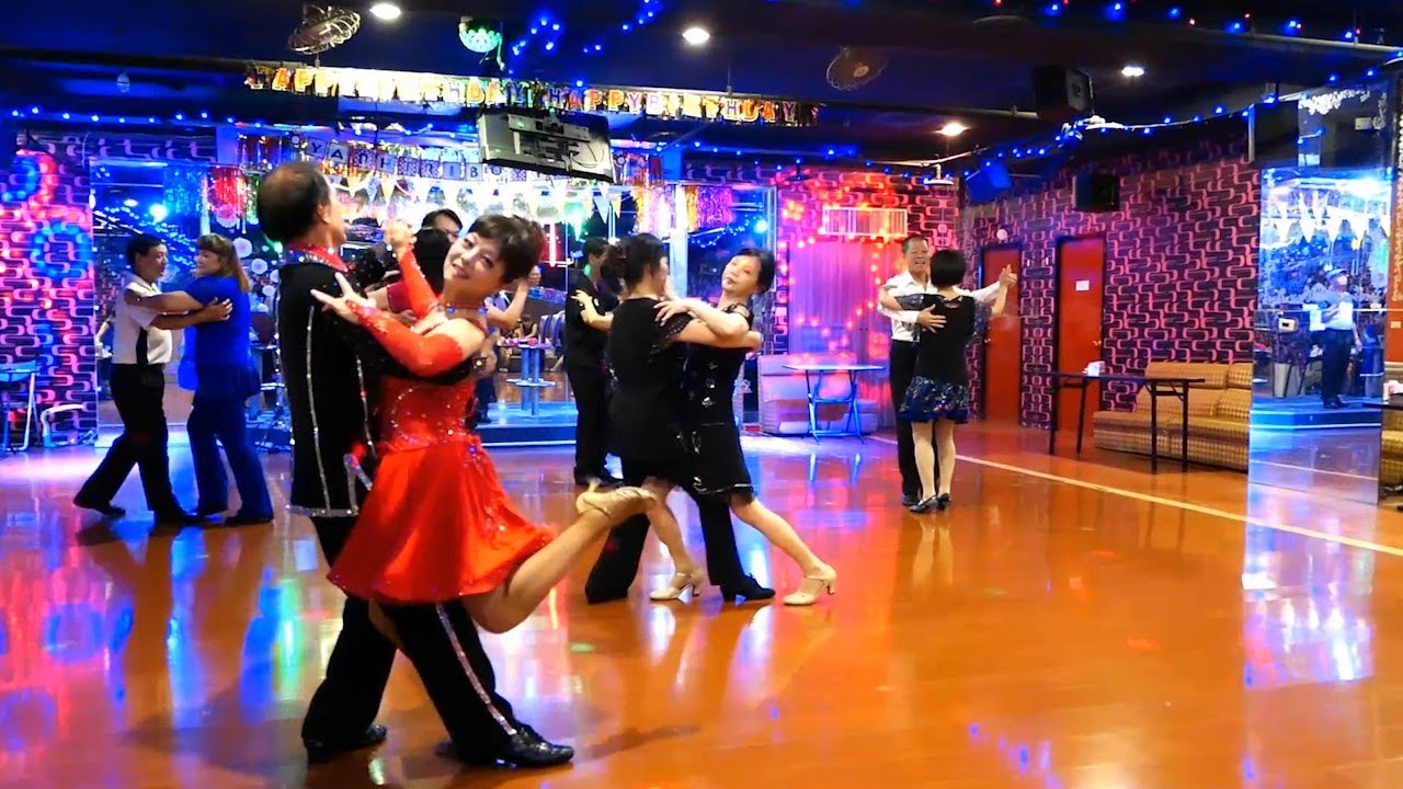 臺灣探戈 Taiwan Tango @ 亞洲國標舞蹈社 《妳甘擱會想起我》演唱：吳昱慶 先生